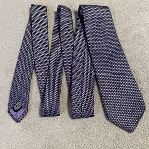 BOSS Hugo Boss 100% Silk Necktie Men’s Geometric Dots Purple Navy Blue Silver